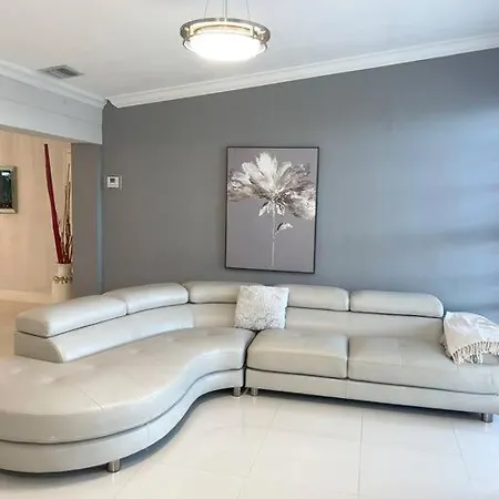 Modern Miami Oversized 3 Bedroom In Central Location Exterior photo