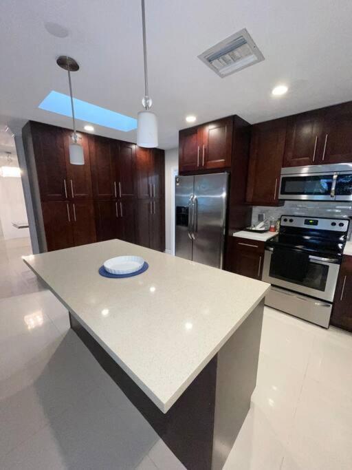 Holiday home Modern Oversized 3 Bedroom In Location Miami